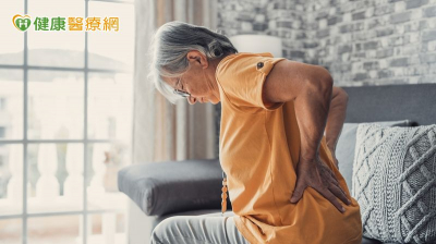 老婦椎間盤突出飽受「坐骨神經痛」　「1微創減壓」手術緩解疼痛